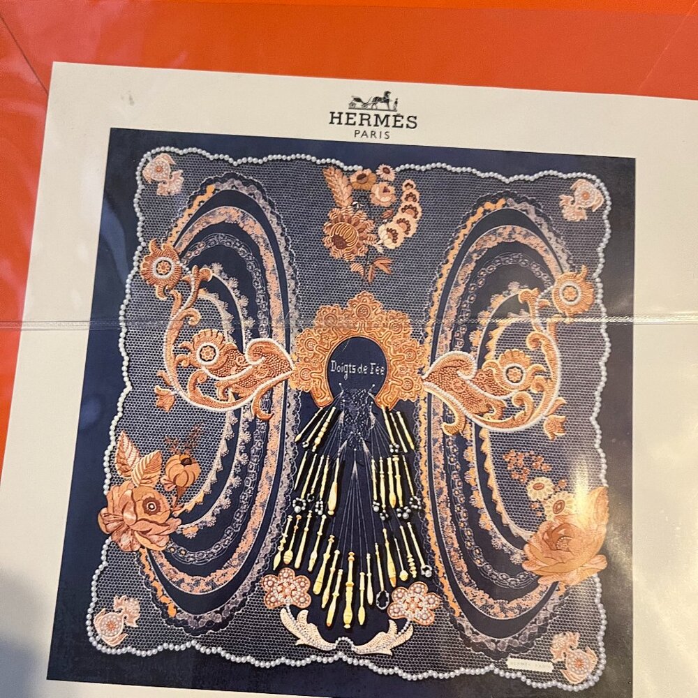 Hermes scarf: "jewelry"